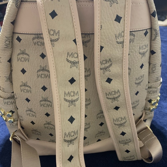 Large MCM Backpack - Picture 4 of 6